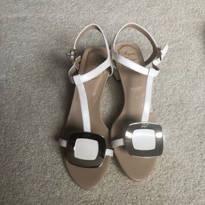 Roger Vivier chips leather T-strap sandals